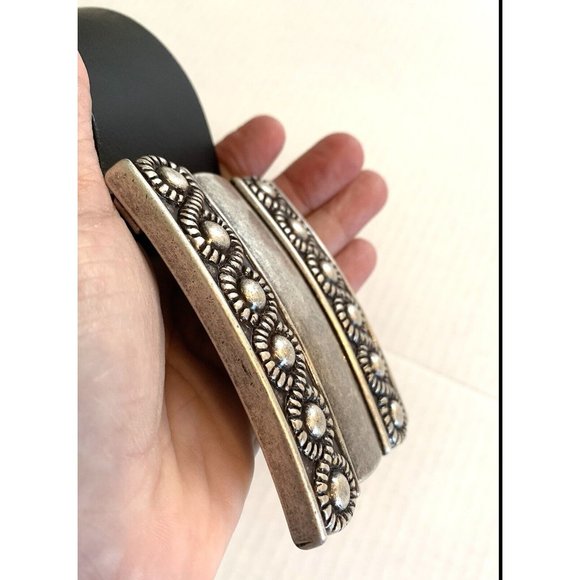 women’s black leather belt with silver embossed buckle made in Spain. - Picture 9 of 10